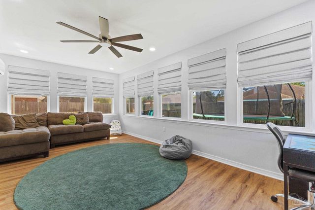 5219 Chumuckla Hwy, Pace, FL 32571