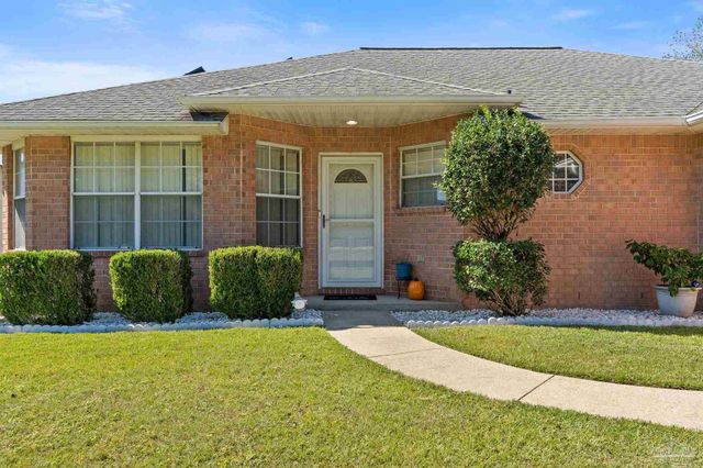 5219 Chumuckla Hwy, Pace, FL 32571