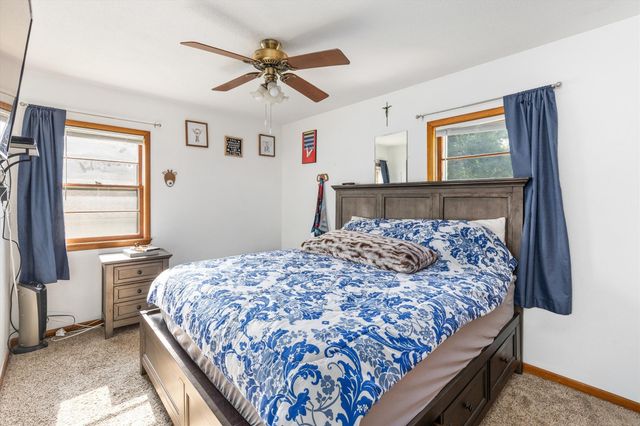 806 Bell Avenue, Des Moines, IA 50315