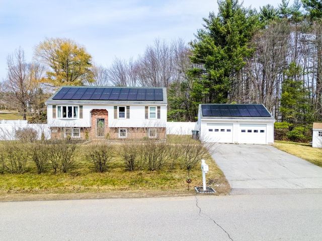 169 Tina Drive, Pembroke, NH 03275