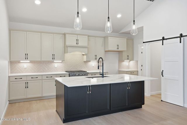 2618 W VICTOR LOOP, Coeur D'alene, ID 83815