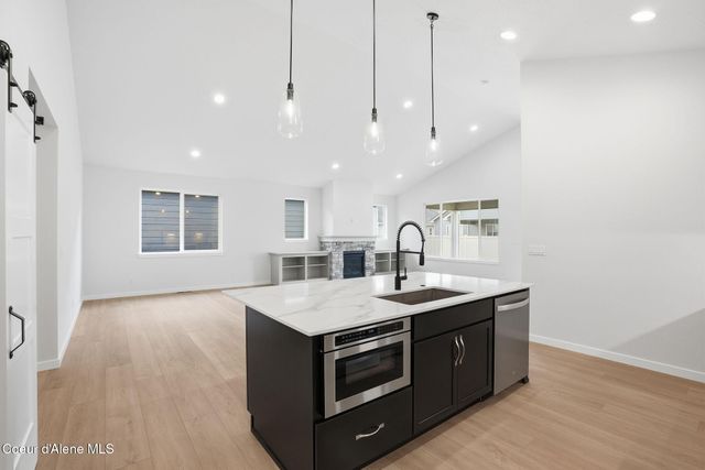 2618 W VICTOR LOOP, Coeur D'alene, ID 83815