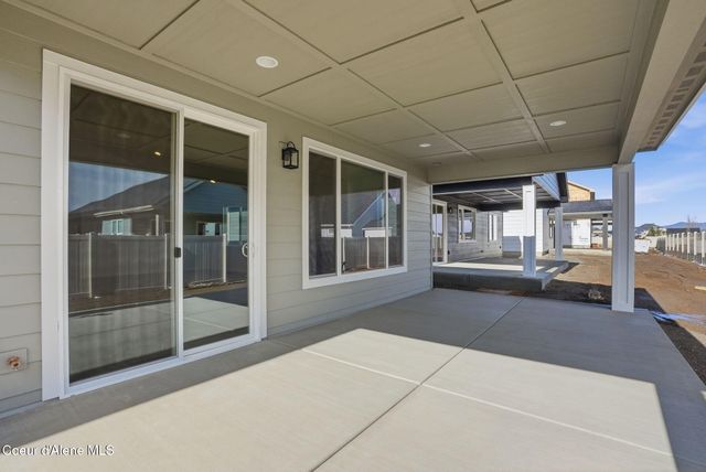 2618 W VICTOR LOOP, Coeur D'alene, ID 83815