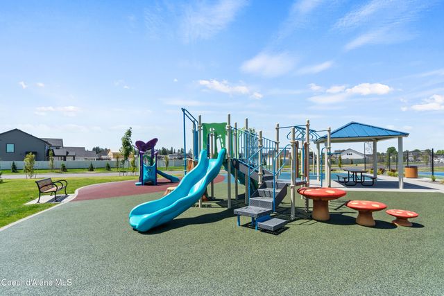 2618 W VICTOR LOOP, Coeur D'alene, ID 83815