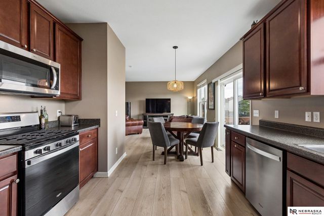 8025 N 147th Avenue, Bennington, NE 68007