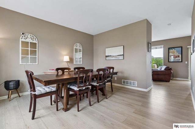 8025 N 147th Avenue, Bennington, NE 68007