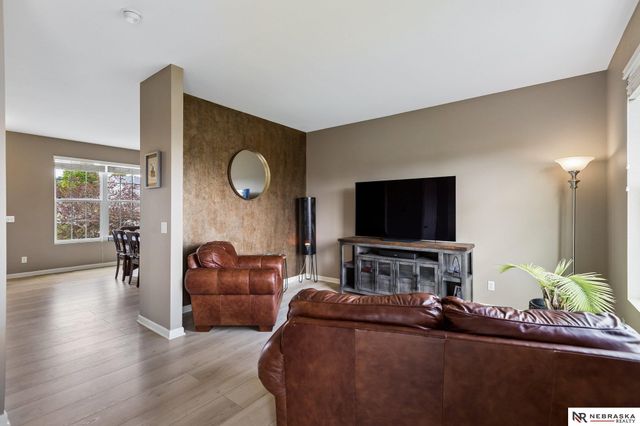 8025 N 147th Avenue, Bennington, NE 68007