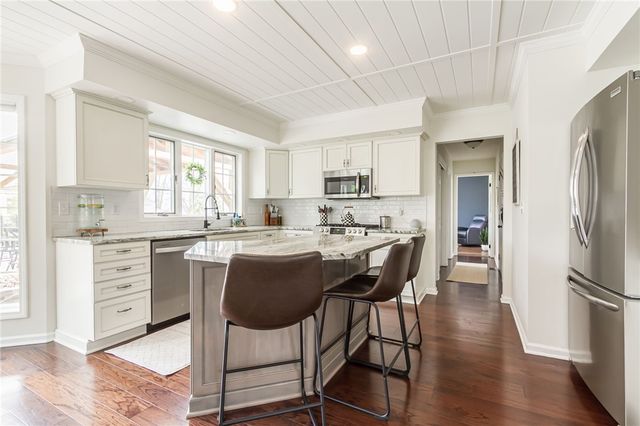 26 Pewter Rock, Penfield, NY 14580