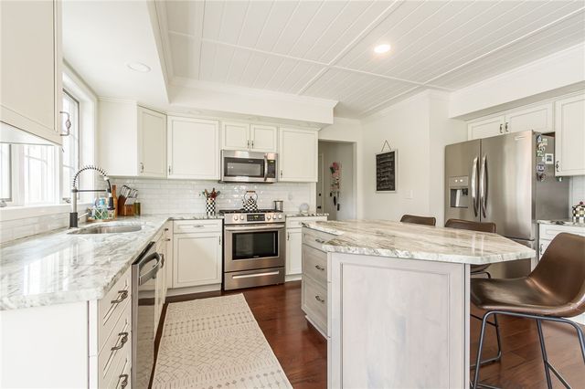 26 Pewter Rock, Penfield, NY 14580