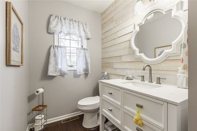 26 Pewter Rock, Penfield, NY 14580