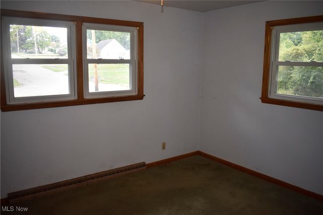 404 S Bon Air Avenue, Youngstown, OH 44509