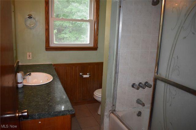 404 S Bon Air Avenue, Youngstown, OH 44509