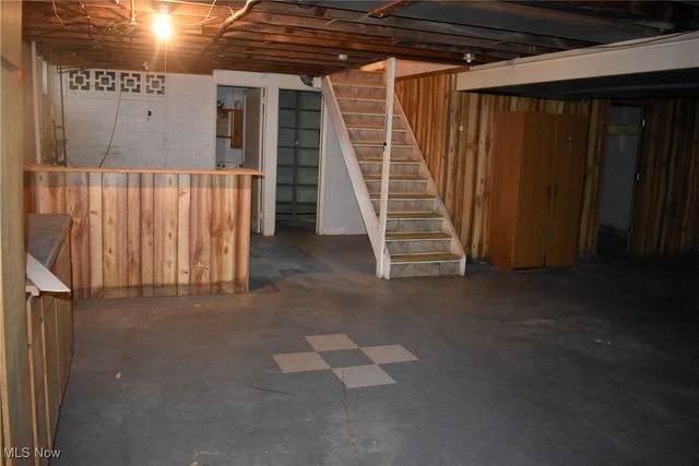 404 S Bon Air Avenue, Youngstown, OH 44509