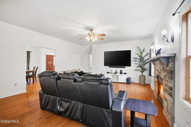 114 Stone Quarry Road, Halfmoon, NY 12065