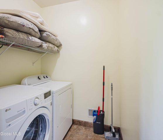 114 Stone Quarry Road, Halfmoon, NY 12065