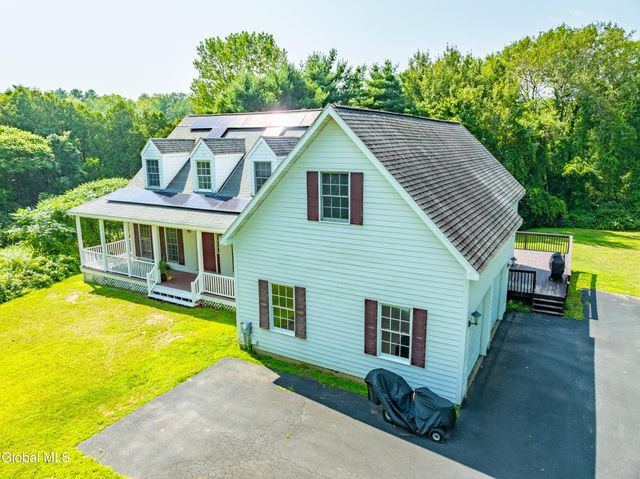 114 Stone Quarry Road, Halfmoon, NY 12065