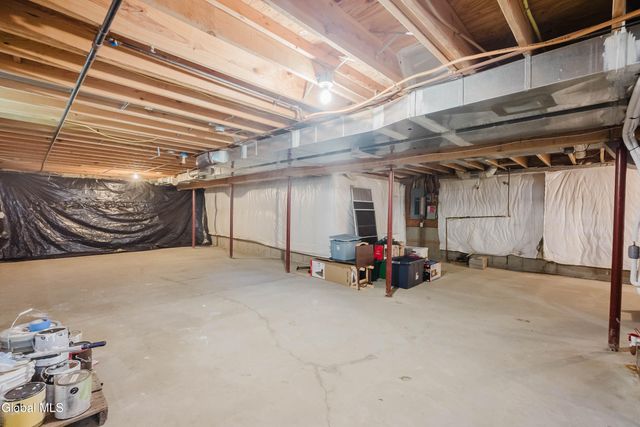 114 Stone Quarry Road, Halfmoon, NY 12065