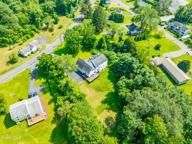 114 Stone Quarry Road, Halfmoon, NY 12065