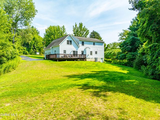 114 Stone Quarry Road, Halfmoon, NY 12065