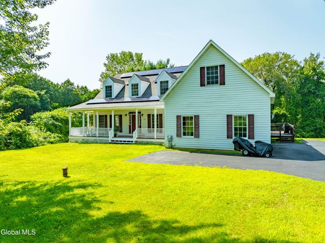 114 Stone Quarry Road, Halfmoon, NY 12065