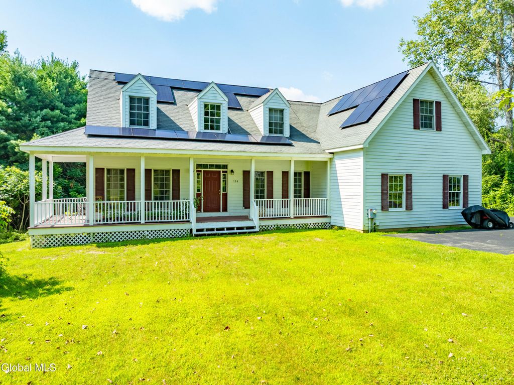 114 Stone Quarry Road, Halfmoon, NY 12065