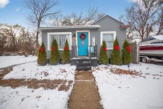 20235 Prairie Street, Detroit, MI 48221