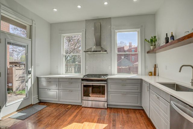 562 E 4th Street E, Newport, KY 41071