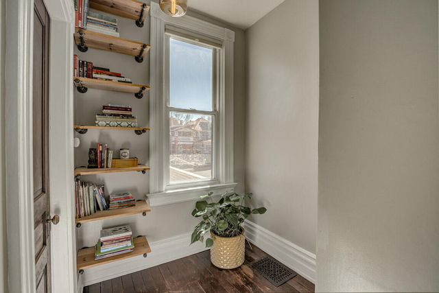 562 E 4th Street E, Newport, KY 41071