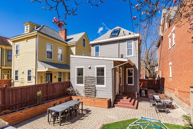 562 E 4th Street E, Newport, KY 41071