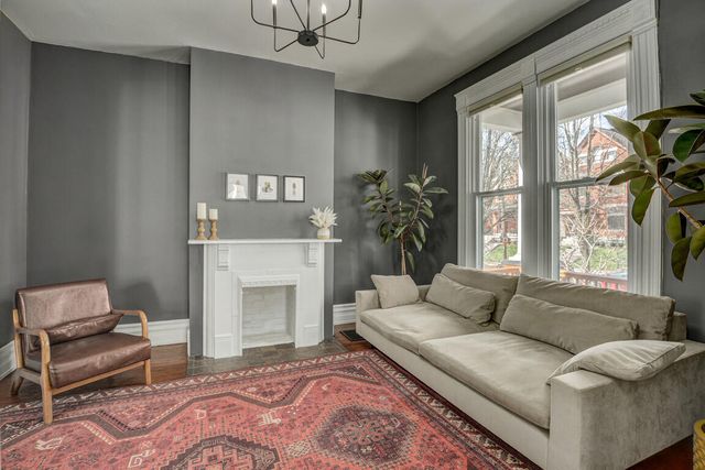 562 E 4th Street E, Newport, KY 41071