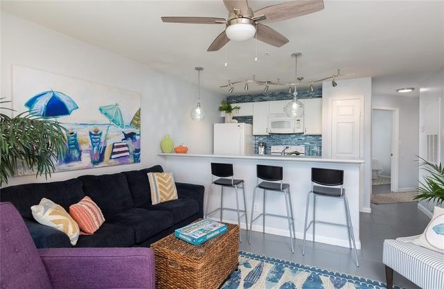 9520 Seawall Boulevard 235, Galveston, TX 77554