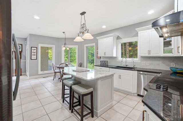 2372 Manistique Lakes Drive, Union Twp, OH 45036
