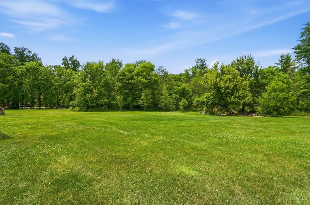 2372 Manistique Lakes Drive, Union Twp, OH 45036