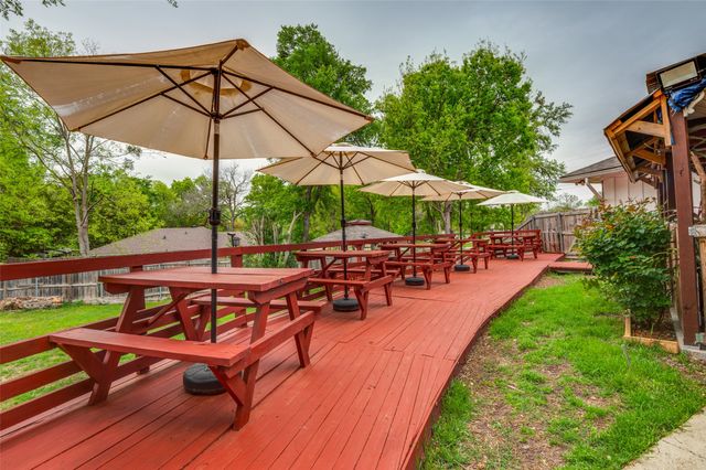 221 Evelyn Street, Desoto, TX 75115