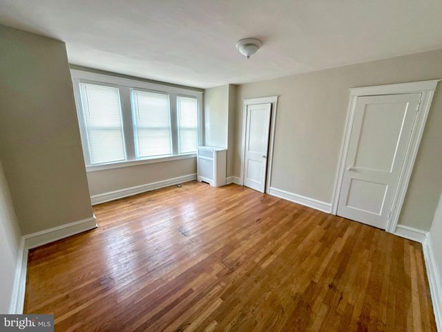 3208 W WILLARD ST, Philadelphia, PA 19129