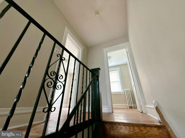 3208 W WILLARD ST, Philadelphia, PA 19129