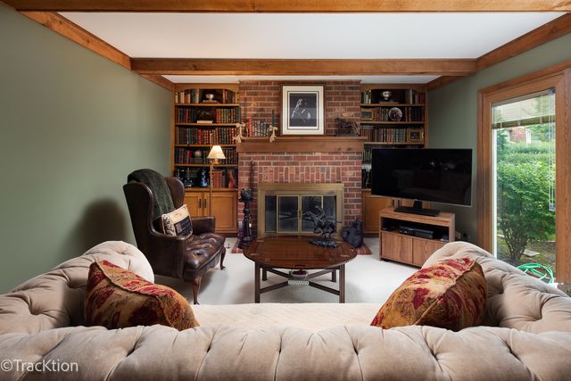 1229 W Bauer Road, Naperville, IL 60563