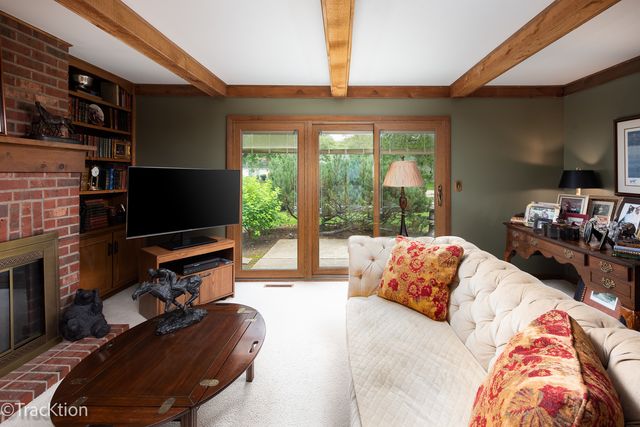 1229 W Bauer Road, Naperville, IL 60563