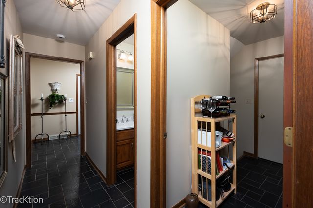 1229 W Bauer Road, Naperville, IL 60563