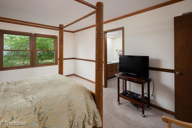 1229 W Bauer Road, Naperville, IL 60563