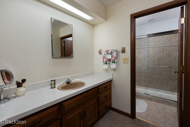 1229 W Bauer Road, Naperville, IL 60563