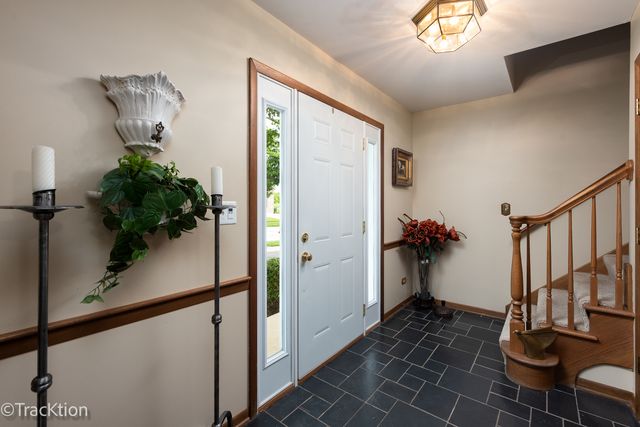 1229 W Bauer Road, Naperville, IL 60563