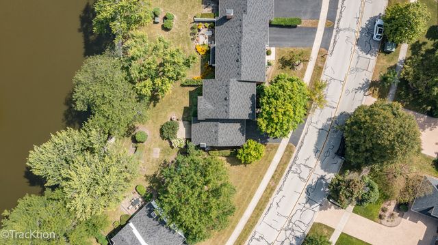 1229 W Bauer Road, Naperville, IL 60563