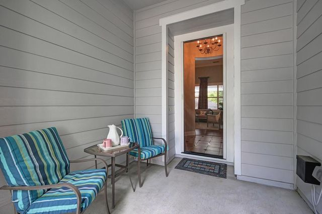 5806 San Anselmo Ln, Sacramento, CA 95835