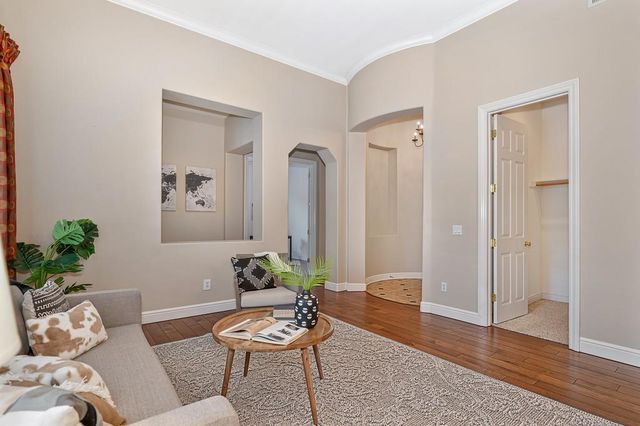 5806 San Anselmo Ln, Sacramento, CA 95835