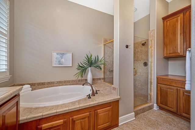 5806 San Anselmo Ln, Sacramento, CA 95835