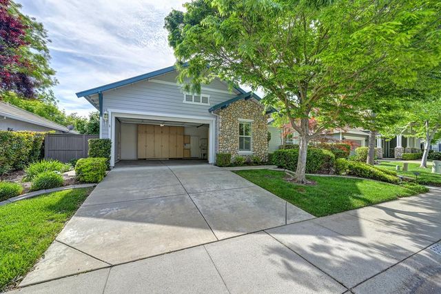 5806 San Anselmo Ln, Sacramento, CA 95835