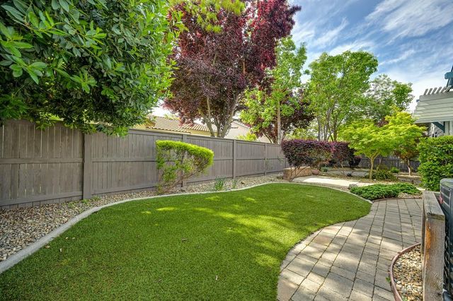 5806 San Anselmo Ln, Sacramento, CA 95835