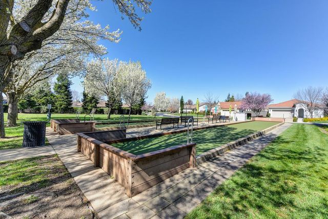 5806 San Anselmo Ln, Sacramento, CA 95835