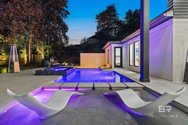 69 Jordan Lane, Mobile, AL 36608